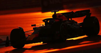 FÓRMULA 1 – Max VERSTAPPEN 3 X CAMPEÃO, E SEGUE O JOGO