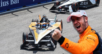 ABB FORMULA E  |  Sam Bird (NEOM McLaren) vence nas curvas finais a etapa de São Paulo 