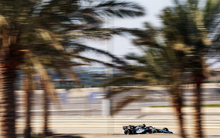 Fórmula 1 | Pirelli – Russell dita o ritmo no início do segundo teste no Bahrein Fórmula 1 | Pirelli – Russell dita o ritmo no início do segundo teste no Bahrein