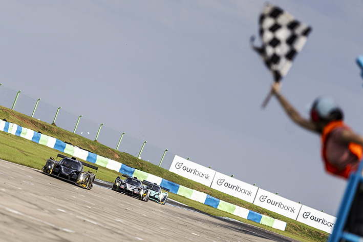ENDURANCE BRASIL – Uma única volta e decisão nos metros finais, Renan Guerra supera Elias e vence em Santa Cruz do Sul